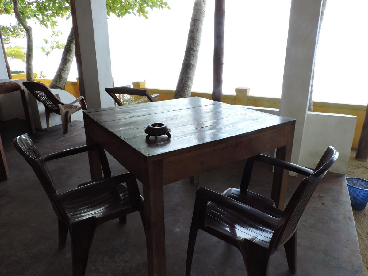 Reggae Zone Beach Resort Tangalle Exterior photo