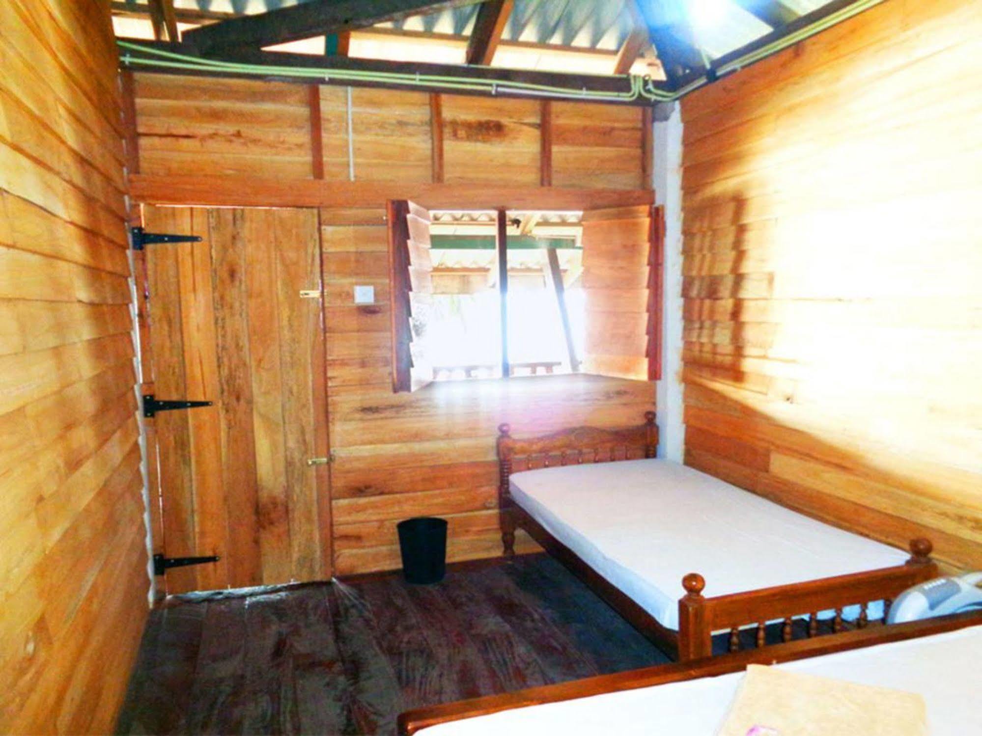 Reggae Zone Beach Resort Tangalle Exterior photo